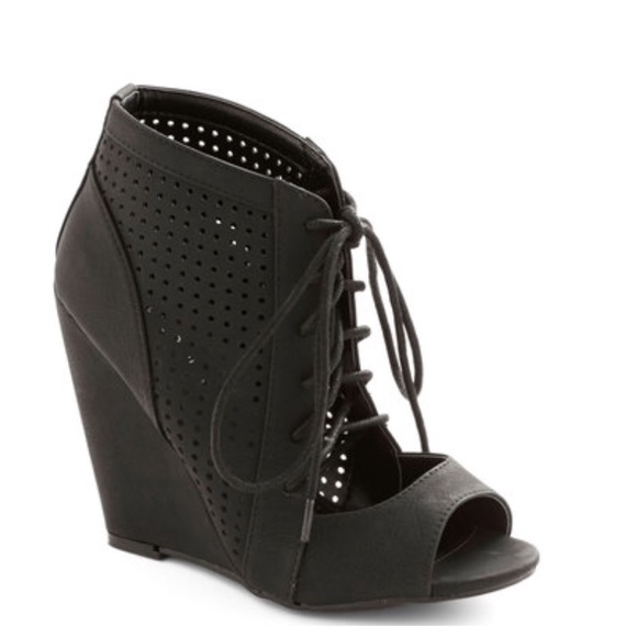 Modcloth Shoes - Modcloth "Perforate and See" Heels Size 10